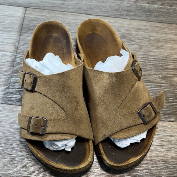 Birkenstock tan Suede Buckle Sandals woman’s 38 (s203) - Picture 1 of 9